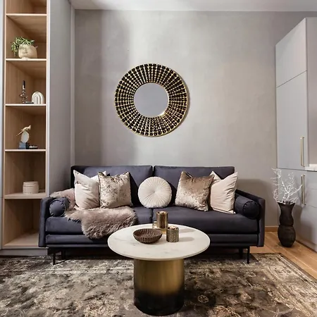 Qult - Orient Express Apartment *