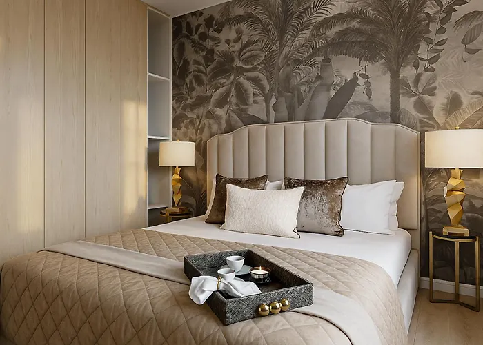 Qult - Orient Express Bucareste